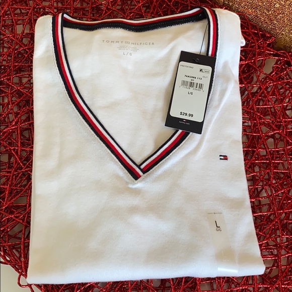 Women’s T-Shirt Tommy Hilfiger White - Picture 2 of 2